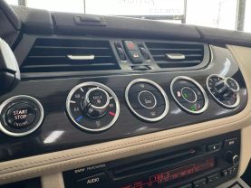 2009 BMW Z4 CONVERTIBLE 6-CYL, 3.0 LITER 30I ROADSTER 2D
