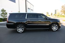 2017 CADILLAC ESCALADE ESV SUV V8, 6.2 LITER LUXURY SPORT UTILITY 4D