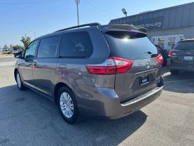 2015 TOYOTA SIENNA VAN V6, 3.5 LITER XLE MINIVAN 4D