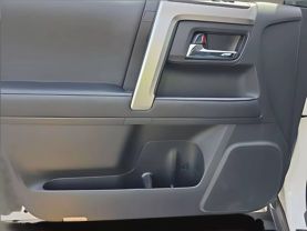 2024 TOYOTA 4RUNNER SUV V6, 4.0 LITER SR5 SPORT UTILITY 4D