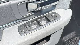 2016 RAM 1500 CREW CAB