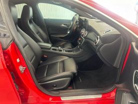 2019 MERCEDES-BENZ CLA