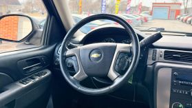 2013 Chevrolet Avalanche - Image 10
