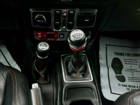 2018 JEEP WRANGLER UNLIMITED SUV - MANUAL - Dart Auto Group