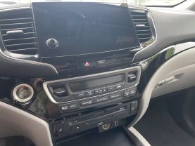 2019 HONDA PILOT SUV V6, I-VTEC, 3.5 LITER TOURING SPORT UTILITY 4D