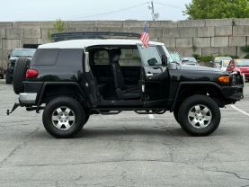 2007 TOYOTA FJ CRUISER SUV V6, 4.0 LITER SPORT UTILITY 2D