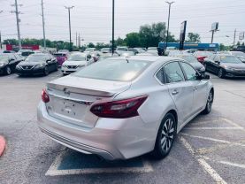 2017 NISSAN ALTIMA SEDAN 4-CYL, 2.5 LITER 2.5 SV SEDAN 4D