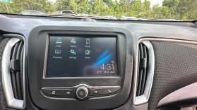 2018 Chevrolet Malibu - Image 27