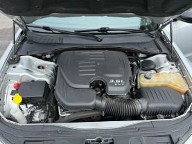 2019 CHRYSLER 300