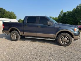 2005 FORD F150 SUPERCREW CAB PICKUP V8, 5.4 LITER LARIAT PICKUP 4D 5 1/2 FT at T&T Repairables - used car dealership in Spencer, Indiana.