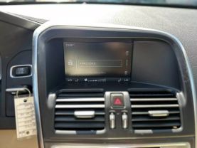 2015 VOLVO XC60 SUV 4-CYL, DRIVE-E, 2.0T T5 PREMIER SPORT UTILITY 4D