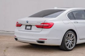 2016 Bmw 7 Series - Image 9