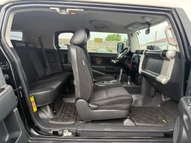 2007 TOYOTA FJ CRUISER SUV V6, 4.0 LITER SPORT UTILITY 2D