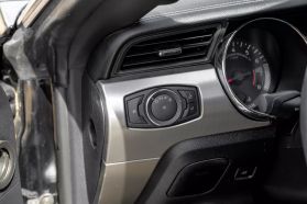 2015 Ford Mustang - Image 34