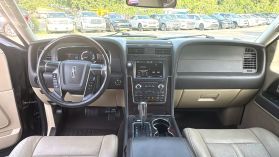 2015 Lincoln Navigator - Image 43