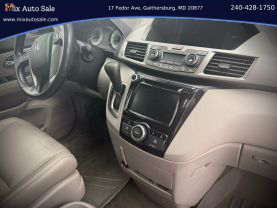 2017 HONDA ODYSSEY VAN V6, I-VTEC, 3.5 LITER EX-L W/DVD RES MINIVAN 4D