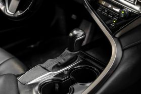 2020 Toyota Camry - Image 21