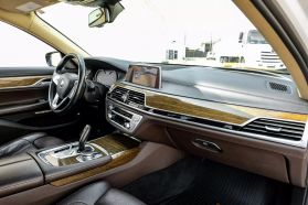 2016 Bmw 7 Series - Image 18