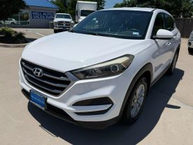 2017 HYUNDAI TUCSON SUV 4-CYL, 2.0 LITER SE SPORT UTILITY 4D