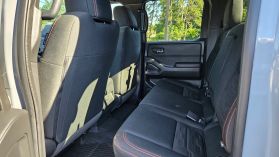 2023 Nissan Frontier Crew Cab - Image 7