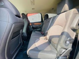 2017 CHEVROLET TRAVERSE SUV V6, 3.6 LITER LT SPORT UTILITY 4D