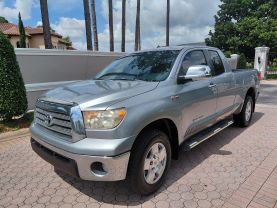 2009 TOYOTA TUNDRA DOUBLE CAB PICKUP V8, FLEX FUEL, 5.7 LITER SR5 PICKUP 4D 6 1/2 FT