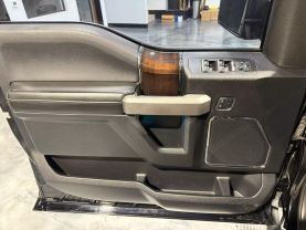 2017 FORD F150 SUPERCREW CAB PICKUP V6, ECOBOOST, TT, 3.5L PLATINUM PICKUP 4D 5 1/2 FT