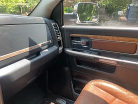 2014 RAM 1500 CREW CAB PICKUP V8, HEMI, 5.7 LITER LARAMIE LONGHORN PICKUP 4D 5 1/2 FT