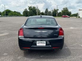 2019 CHRYSLER 300 SEDAN V6, 3.6 LITER 300S SEDAN 4D