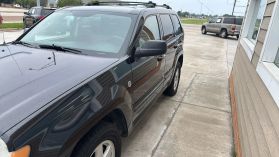 2008 JEEP GRAND CHEROKEE SUV V8, FLEX FUEL, 4.7 LITER LAREDO SPORT UTILITY 4D