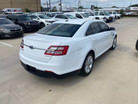2015 FORD TAURUS SEDAN V6, 3.5 LITER SE SEDAN 4D at Motors On Wheels - used car dealership in Houston, Texas.