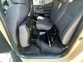 2017 TOYOTA TACOMA DOUBLE CAB PICKUP V6, 3.5 LITER TRD OFF-ROAD PICKUP 4D 6 FT
