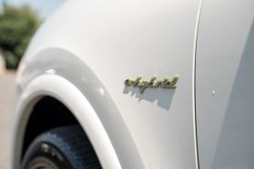 2018 PORSCHE CAYENNE SUV V6, SPRCHG, HYBRID, 3.0L S E-HYBRID SPORT UTILITY 4D