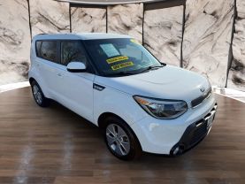 2015 KIA SOUL WAGON 4-CYL, 1.6 LITER WAGON 4D