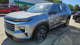 2025 Chevrolet Traverse - Image 1