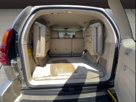 2004 LEXUS GX SUV V8, 4.7 LITER GX 470 SPORT UTILITY 4D
