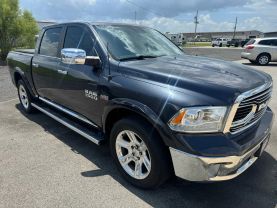 2016 RAM 1500 CREW CAB PICKUP V8, HEMI, 5.7 LITER LARAMIE LIMITED PICKUP 4D 5 1/2 FT