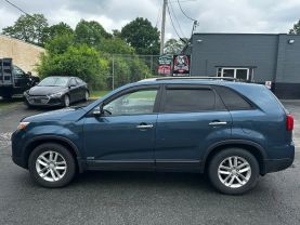 2015 KIA SORENTO SUV 4-CYL, GDI, 2.4 LITER LX SPORT UTILITY 4D