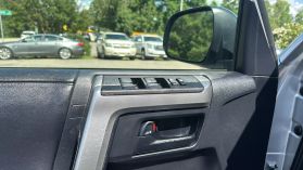 2013 Toyota 4runner - Image 10