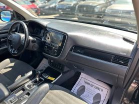 2019 MITSUBISHI OUTLANDER SUV 4-CYL, 2.4 LITER SE SPORT UTILITY 4D