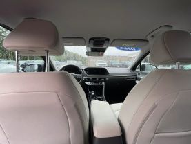 2023 HYUNDAI SONATA SEDAN 4-CYL, GDI, 2.5 LITER SEL SEDAN 4D - Gesner Auto Inc in Taunton, MA, 41.88613, -71.14527