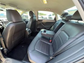 2015 VOLKSWAGEN PASSAT