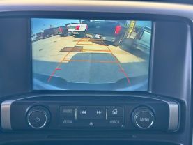 2017 GMC SIERRA 1500 CREW CAB PICKUP V8, ECOTEC3, 5.3 LITER SLT PICKUP 4D 5 3/4 FT
