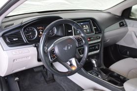 2018 Hyundai Sonata - Image 6