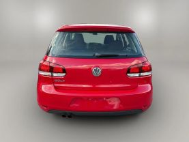 2011 VOLKSWAGEN GOLF