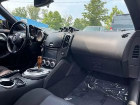 2011 Nissan 370z - Image 21