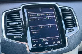 2017 VOLVO XC90 SUV - AUTOMATIC - Gentle Carmen Auto