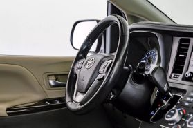 2020 TOYOTA SIENNA VAN V6, 3.5 LITER XLE MINIVAN 4D