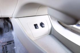 2011 TOYOTA PRIUS HATCHBACK 4-CYL, HYBRID, 1.8 LITER FIVE HATCHBACK 4D