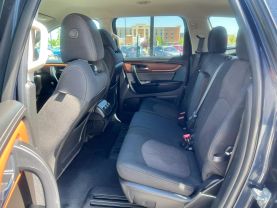 2017 CHEVROLET TRAVERSE SUV V6, 3.6 LITER LT SPORT UTILITY 4D - The Auto Lot